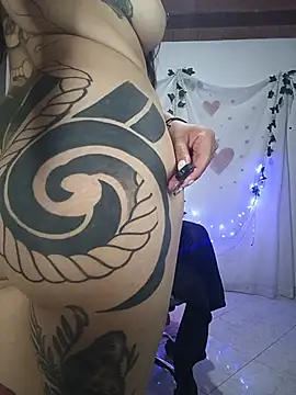 sophie north online show from June 24, 2:54 am