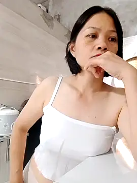 Snapshot of Aninyin22 chatting on September 18, 7:07 am Aninyin22 online show from September 18, 7:07 am