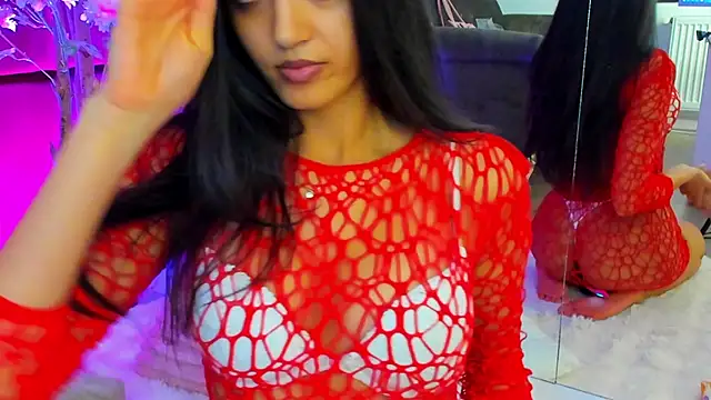 Snapshot of Alexxa chatting on October 19, 6:21 pm Alexxa online show from October 19, 6:21 pm