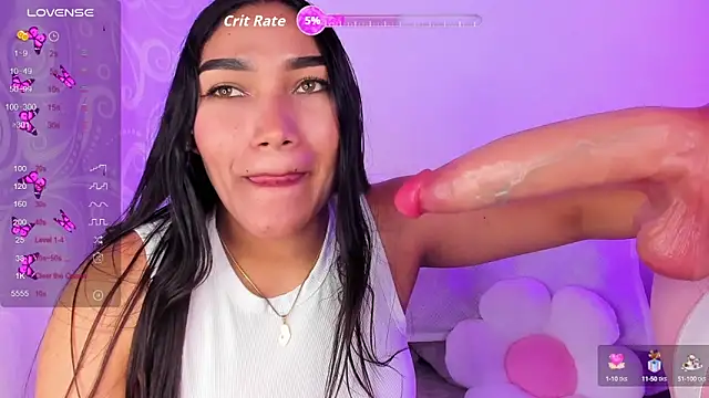 Snapshot of Olivia_fx chatting on October 8, 8:02 pm Olivia fx online show from October 8, 8:02 pm