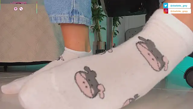 charlotte  grey online show from October 21, 8:35 pm