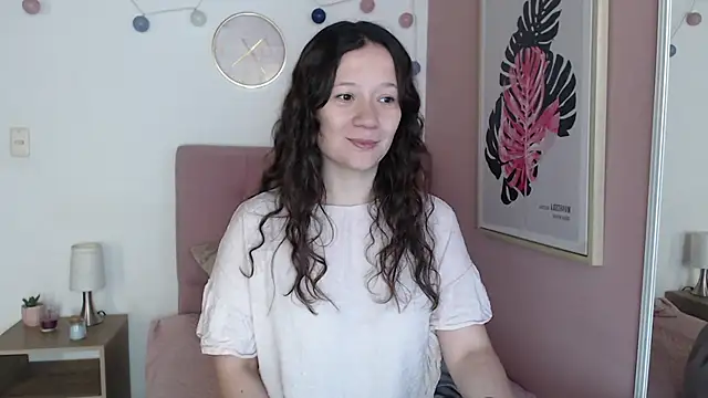 lanna 1878 online show from June 15, 1:11 pm