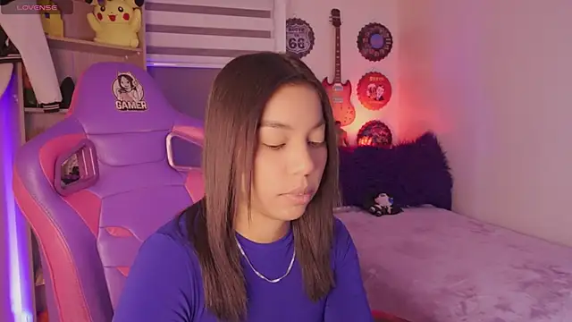madelyn rose  online show from July 17, 7:06 pm
