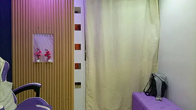 Snapshot of Cataleyalove_ADY chatting on October 10, 1:10 am Cataleyalove ADY online show from October 10, 1:10 am