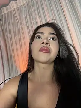 corallwells online show from April 13, 2:57 am