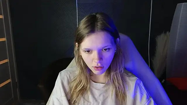 LitaBrom online show from September 28, 3:57 am