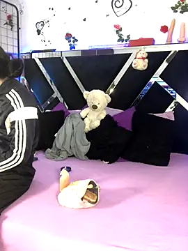 1lovelygirls online show from November 11, 12:35 pm