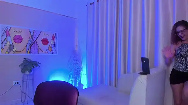 StarMilf online show from September 17, 12:14 pm