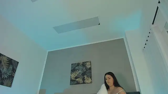 Kathia Morelli online show from June 12, 11:51 am