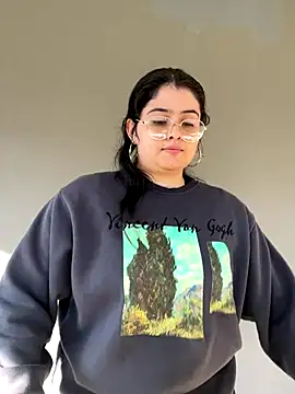 Stephania 18 online show from September 9, 12:27 pm