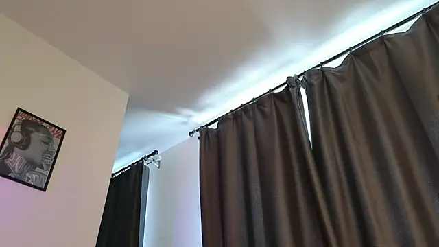  eva queen online show from July 2, 11:05 am