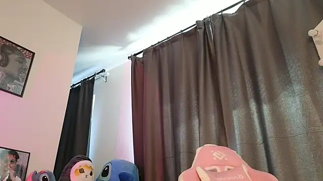  eva queen online show from July 17, 12:20 pm