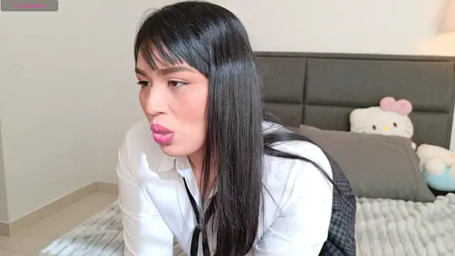 lady ni  online show from July 10, 1:22 pm