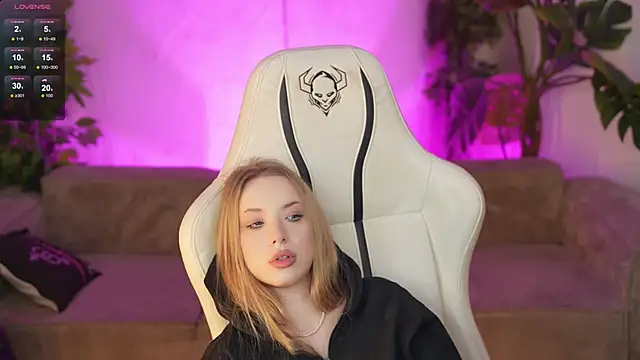 Linda054 online show from October 29, 4:17 am