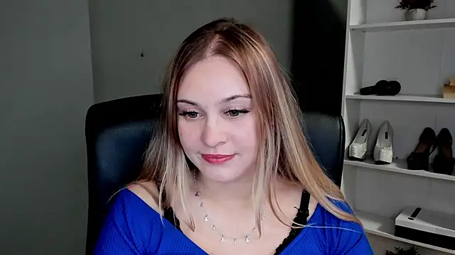 kitty valeria online show from May 3, 8:45 pm