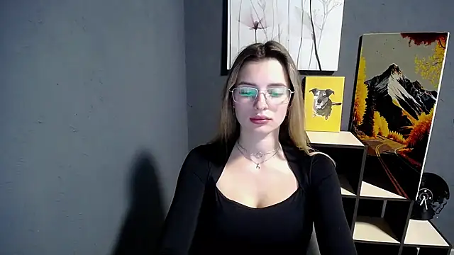lady olivia  online show from June 16, 4:52 pm