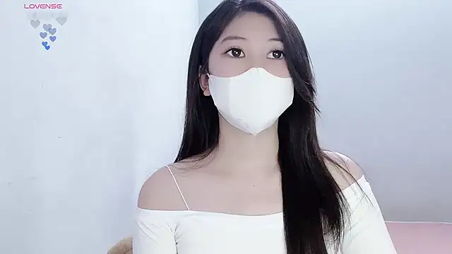 tanhxiu online show from December 5, 8:03 am