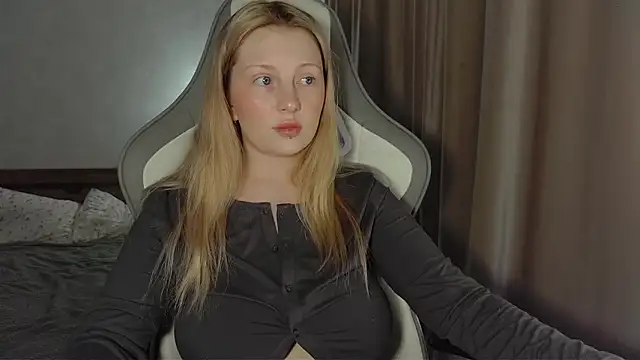 x ivy x online show from February 13, 5:14 pm