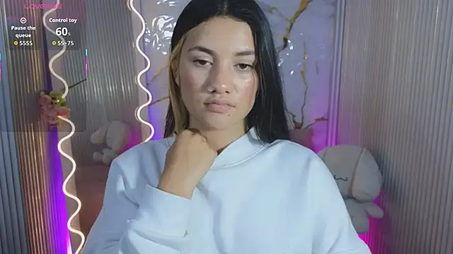 Chiara tay online show from April 25, 7:11 pm