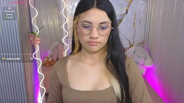 Chiara tay online show from April 27, 7:22 pm