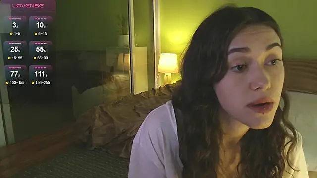 Snapshot of sadetuiningaa chatting on October 29, 2:05 am sadetuiningaa online show from October 29, 2:05 am