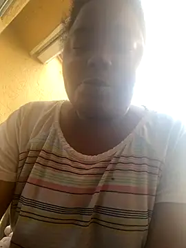 Snapshot of JCCaramelbarbie1 chatting on October 18, 10:22 pm JCCaramelbarbie1 online show from October 18, 10:22 pm