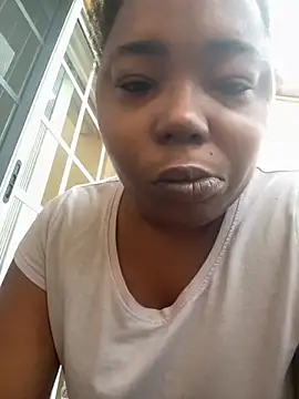 Snapshot of JCCaramelbarbie1 chatting on October 6, 12:00 pm JCCaramelbarbie1 online show from October 6, 12:00 pm