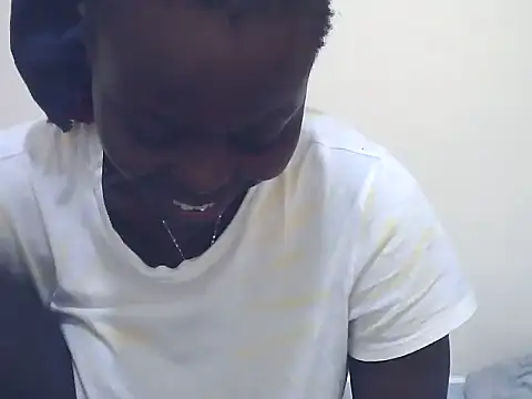 ebony curvedass online show from April 27, 8:06 pm