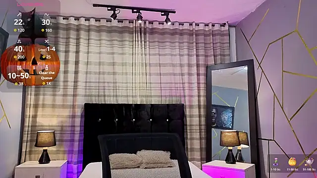 Megan Do Santos online show from October 28, 9:08 pm