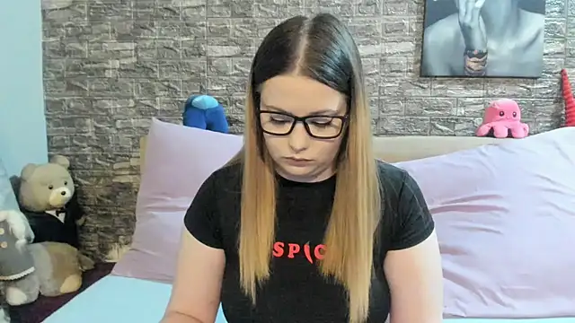 kalindahot online show from June 24, 6:07 pm