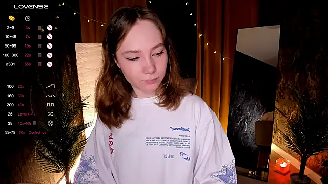 LanaBlu  online show from November 16, 6:15 am