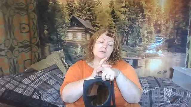 RoseRed69 online show from June 21, 5:11 am