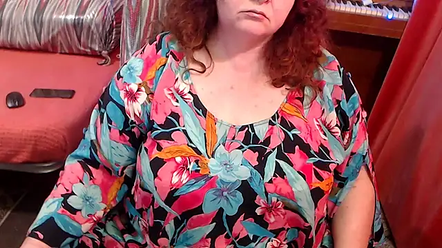 RoseRed69 online show from April 30, 3:45 am