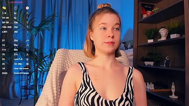 Snapshot of PollyHathor chatting on September 20, 10:08 pm PollyHathor online show from September 20, 10:08 pm