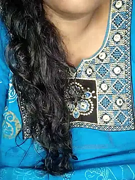Snapshot of Latha-Hyd chatting on October 11, 3:44 am Latha-Hyd online show from October 11, 3:44 am