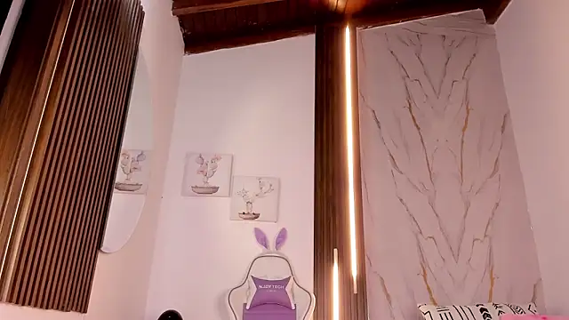 mia six66 online show from November 20, 11:44 am