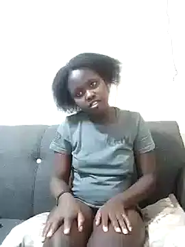 Sweetcecie01 online show from September 15, 9:33 pm