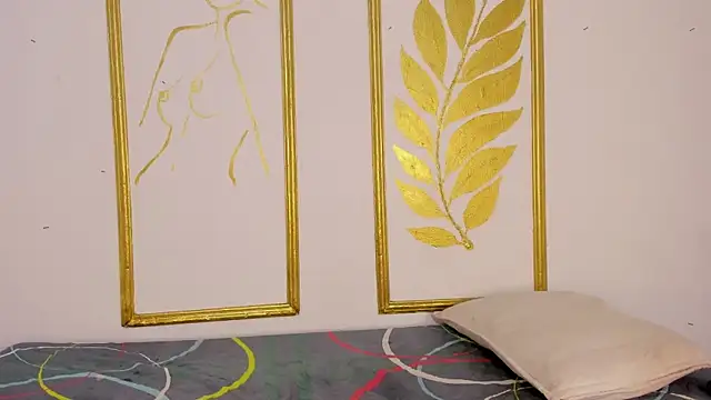 Juliette  3 online show from November 21, 12:40 pm