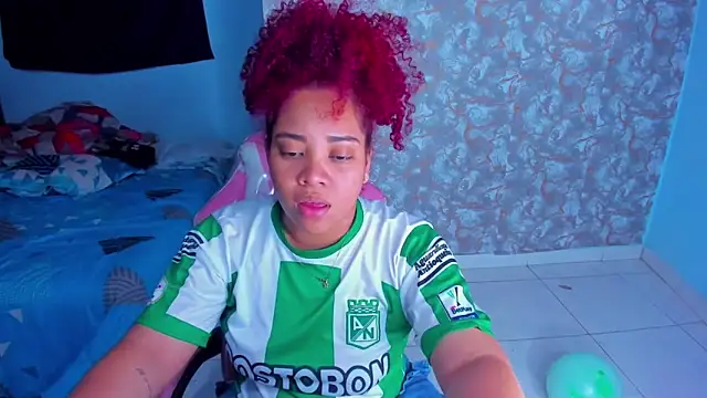 AngelaCoffee online show from February 3, 11:18 pm