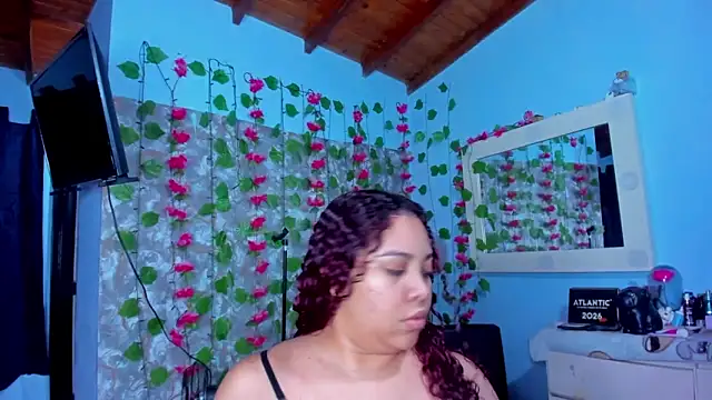 AngelaCoffee online show from June 7, 12:06 am