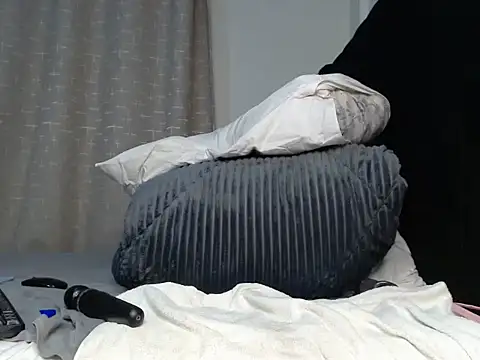 sexxyykittyy online show from August 1, 4:36 am