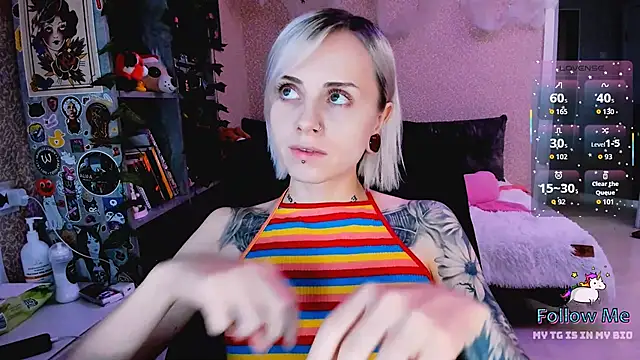 NaniMoore online show from November 21, 9:28 pm