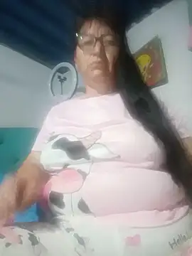 clarita 01 online show from June 9, 10:14 am