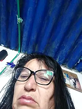 clarita 01 online show from July 6, 2:33 pm