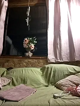 vampvanna23 online show from June 18, 2:24 am