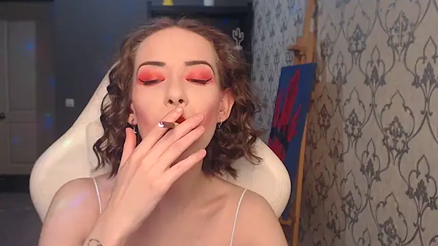 FascinatingEyess online show from June 18, 8:14 pm