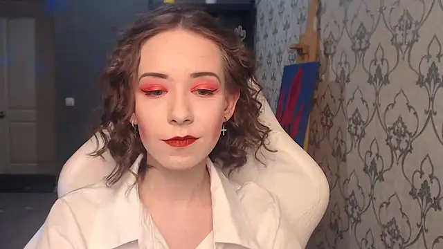 FascinatingEyess online show from June 10, 9:24 pm