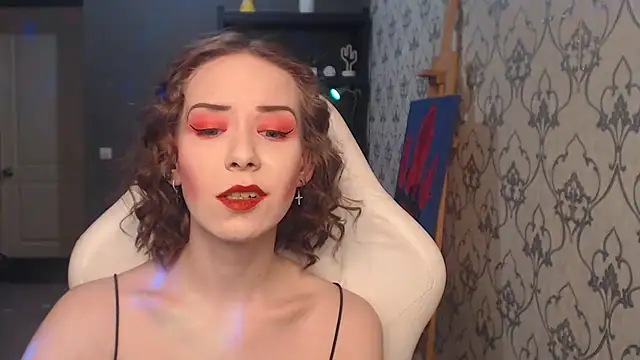 FascinatingEyess online show from June 21, 9:08 pm
