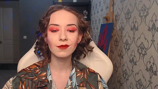 FascinatingEyess online show from June 15, 8:31 pm