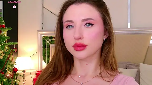 Jullia Carter online show from December 16, 7:14 am